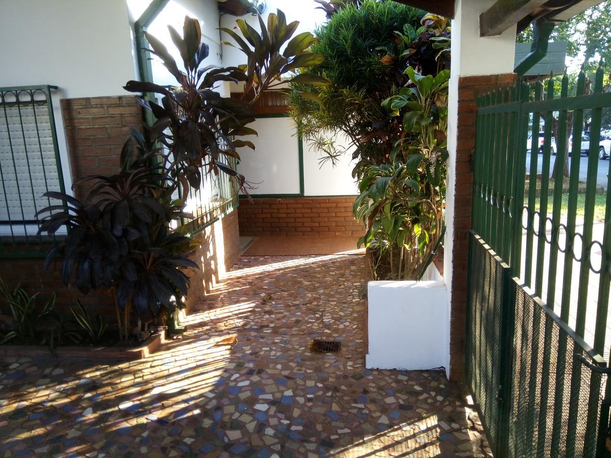 Lavalle Hostel Posadas Ngoại thất bức ảnh